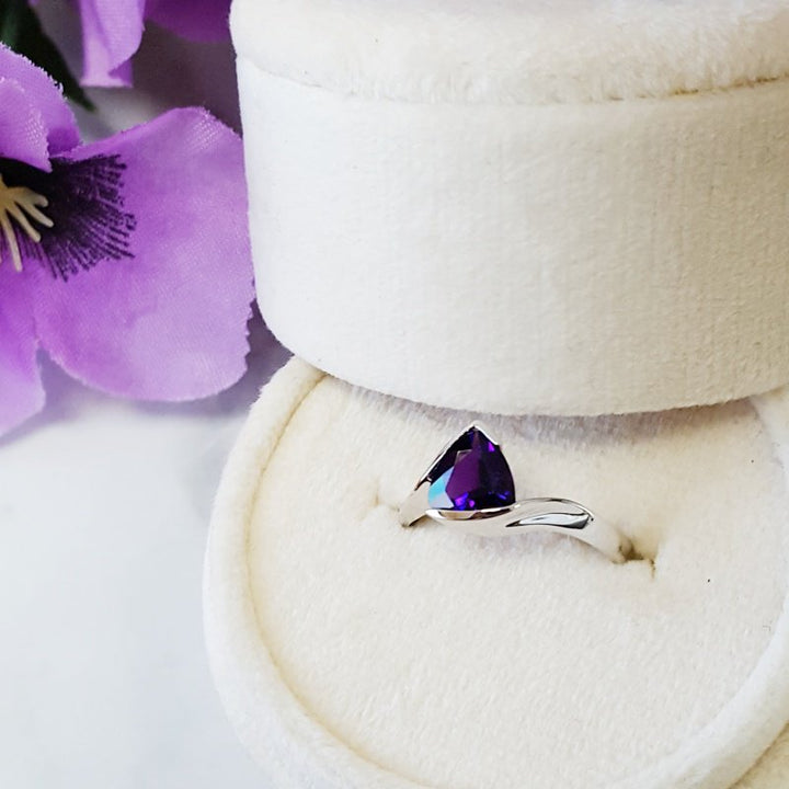Amethyst Gold Jewelry Bypass Half Bezel Ring