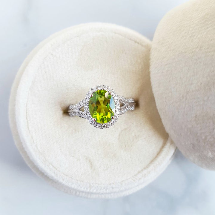Arizona Peridot Gold Jewelry Oval Peridot Diamond Ring