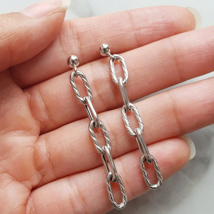 Sami Fine Jewelry Silver Textured Chain Dangles
