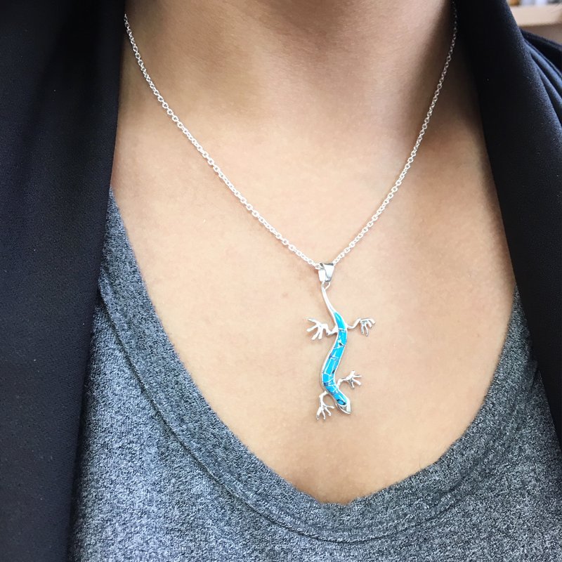 Arizona Turquoise and Inlaid Jewelry Gecko Pendant