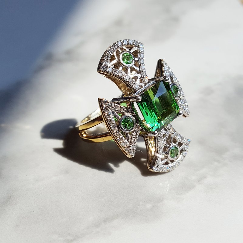 Luxury by Rene Hernandez Gothic Green Cross Ring