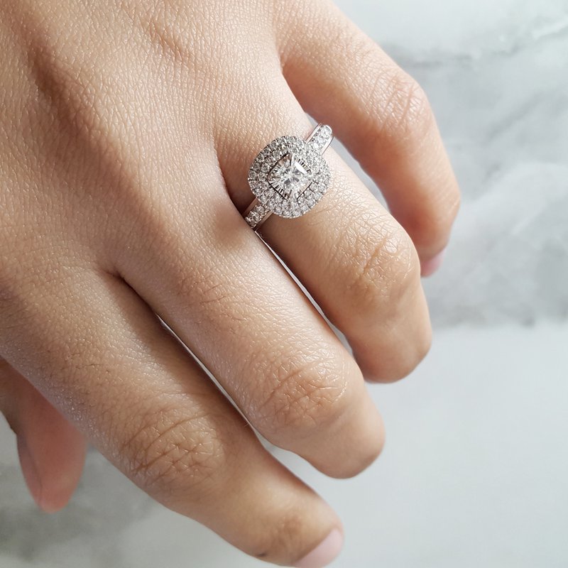 Sami Fine Jewelry Halo Diamond Ring