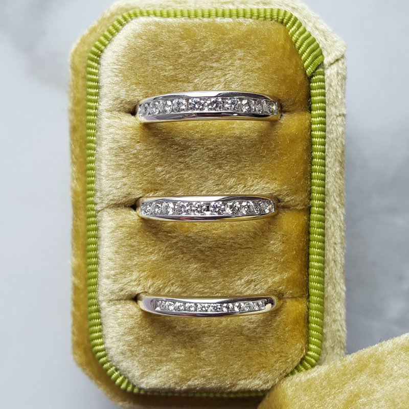 Sami Fine Jewelry Channel Anniversary Band (1/8 ct)