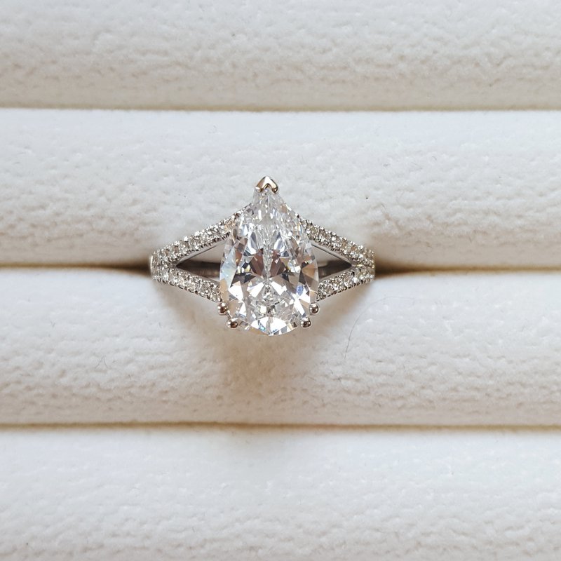 Sami Fine Jewelry Diamond Modern Royal Engagement Ring