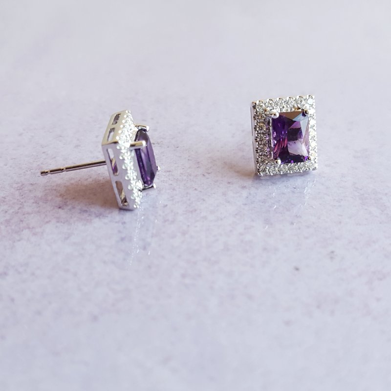 Arizona Amethyst Gold Jewelry Radiant Cut Amethyst and Diamond Studs