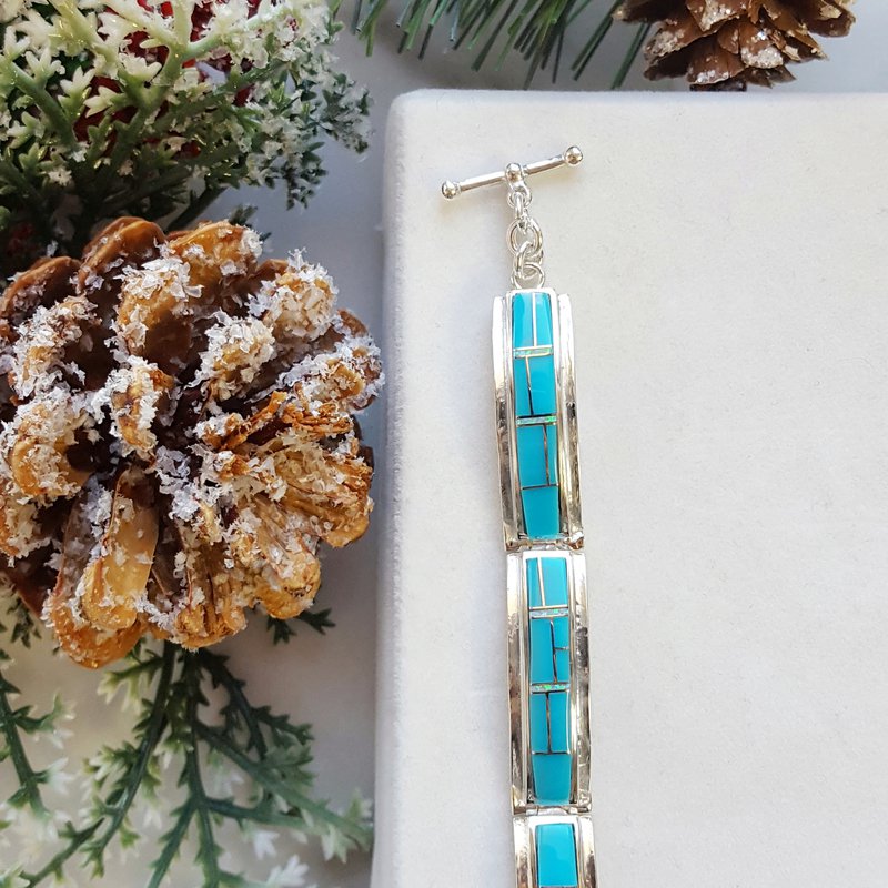 Arizona Turquoise and Inlaid Jewelry Elongated link Turquoise Bracelet