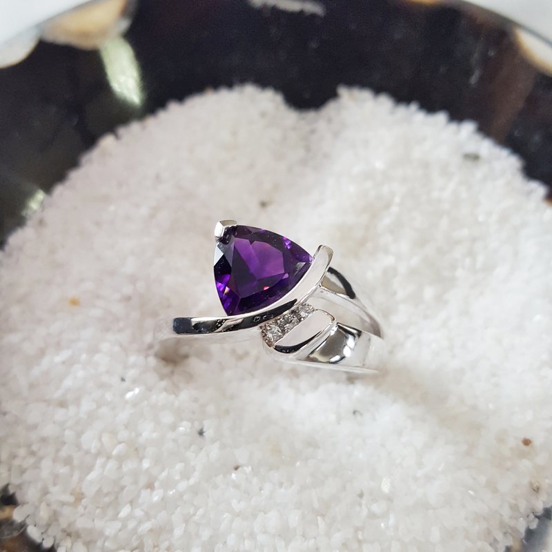 Amethyst Trillion Ring