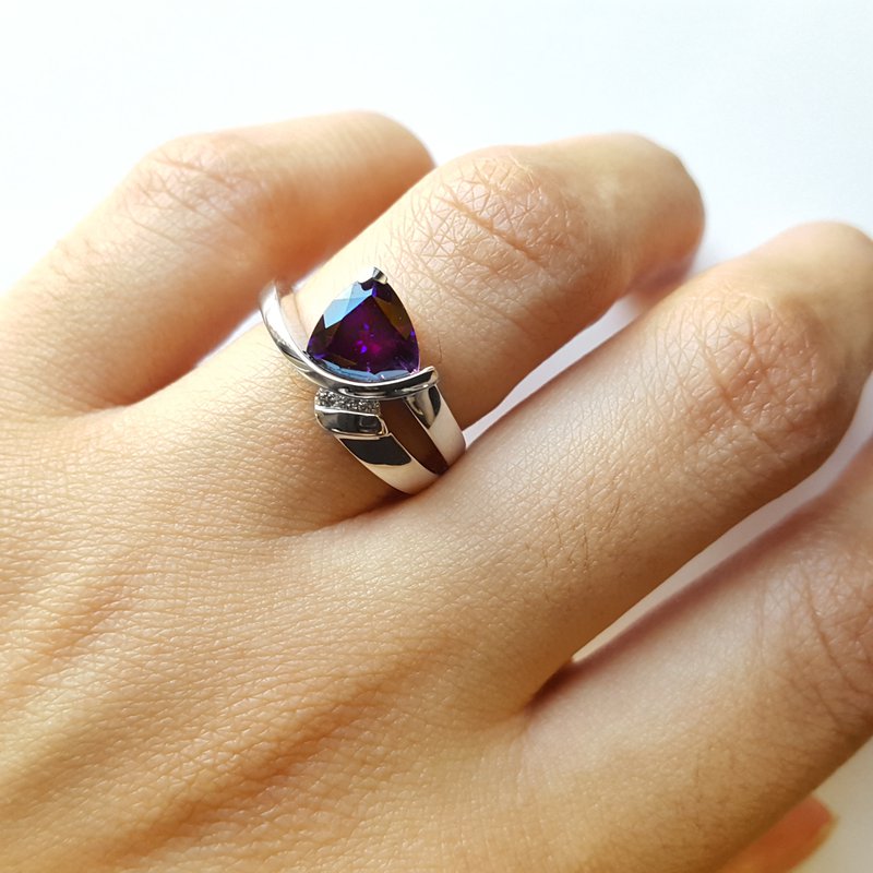 Amethyst Trillion Ring