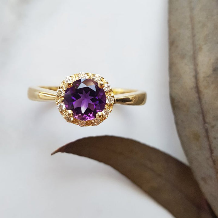 Sami Fine Jewelry Solitare Gold Arizona Amethyst Ring 363528