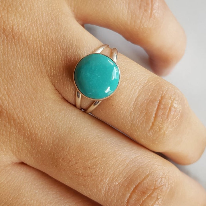 Arizona Turquoise and Inlaid Jewelry Hopi Tribe Fox Turquoise Ring