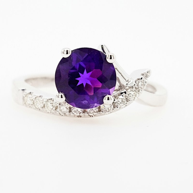 Arizona Amethyst Gold Jewelry Caress Ring