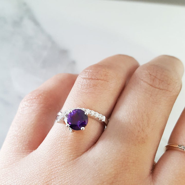Arizona Amethyst Gold Jewelry Caress Ring