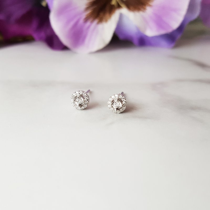 Sami Fine Jewelry True Reflections Halo Studs