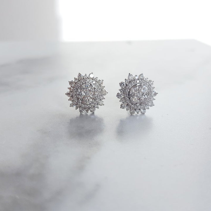 Gems One Diamond Snowflake Cluster Studs ER10651