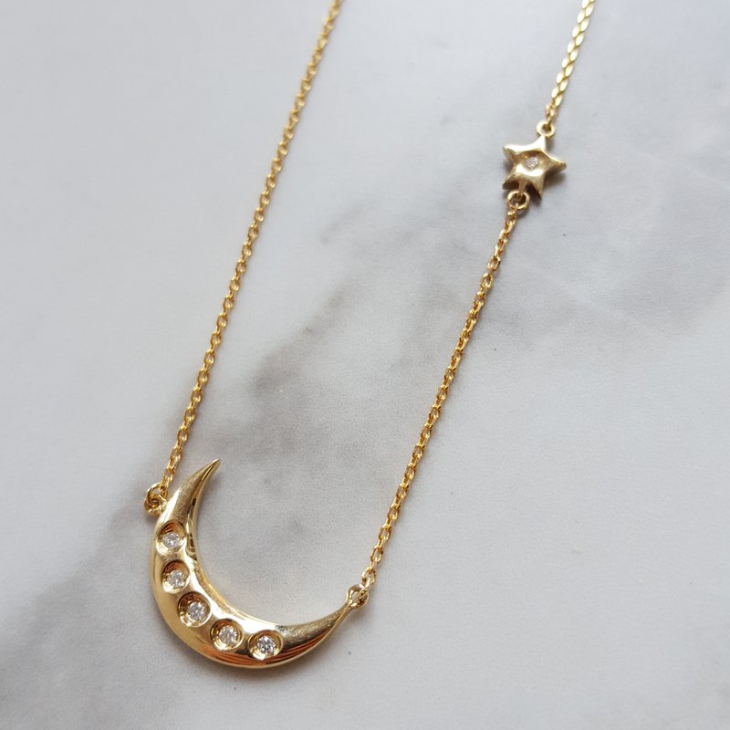Sami Fine Jewelry Stars and Moon Gold Necklace 212466